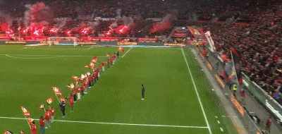 半场：勒沃库森0-0科隆，瓦尔德施密德失良机